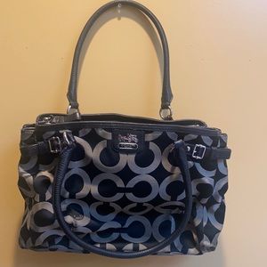 Vintage like Coach purse with purple inside